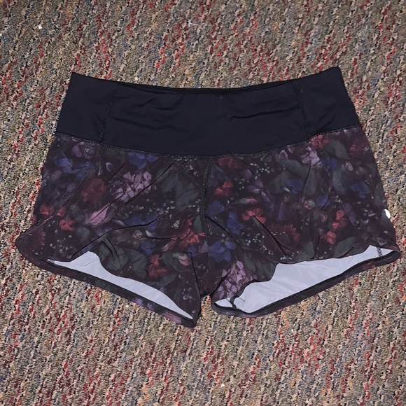 Lulu lemon shorts - Picture 1 of 3